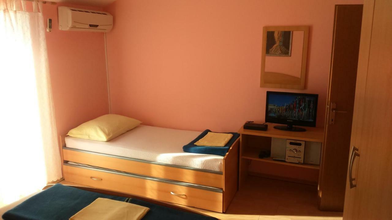 Apartman Lea Tucepi Exterior photo